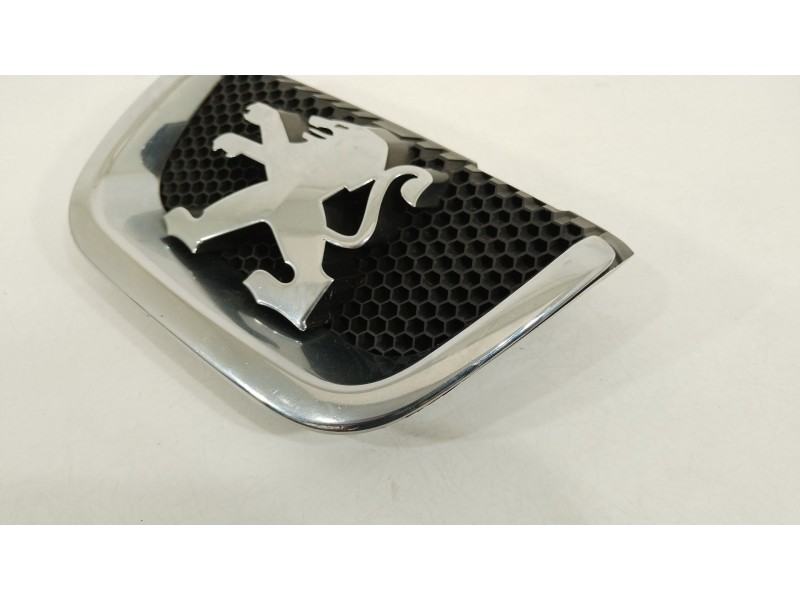 Recambio de emblema para peugeot 407 sw (6e_, 6d_) 2.0 hdi 135 referencia OEM IAM 9648195677 1858140030 