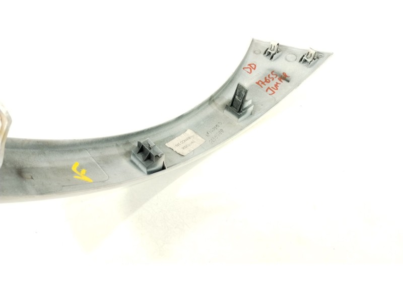 Recambio de moldura para citroën jumper iii autobús 2.2 hdi 120 referencia OEM IAM 1306528070 1306528070DX 