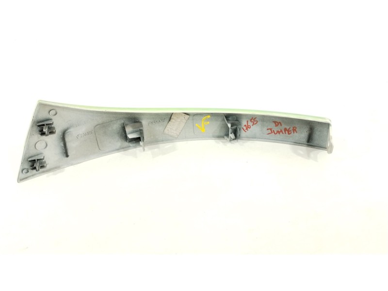 Recambio de moldura para citroën jumper iii autobús 2.2 hdi 120 referencia OEM IAM 1306529070 1306529070SX 