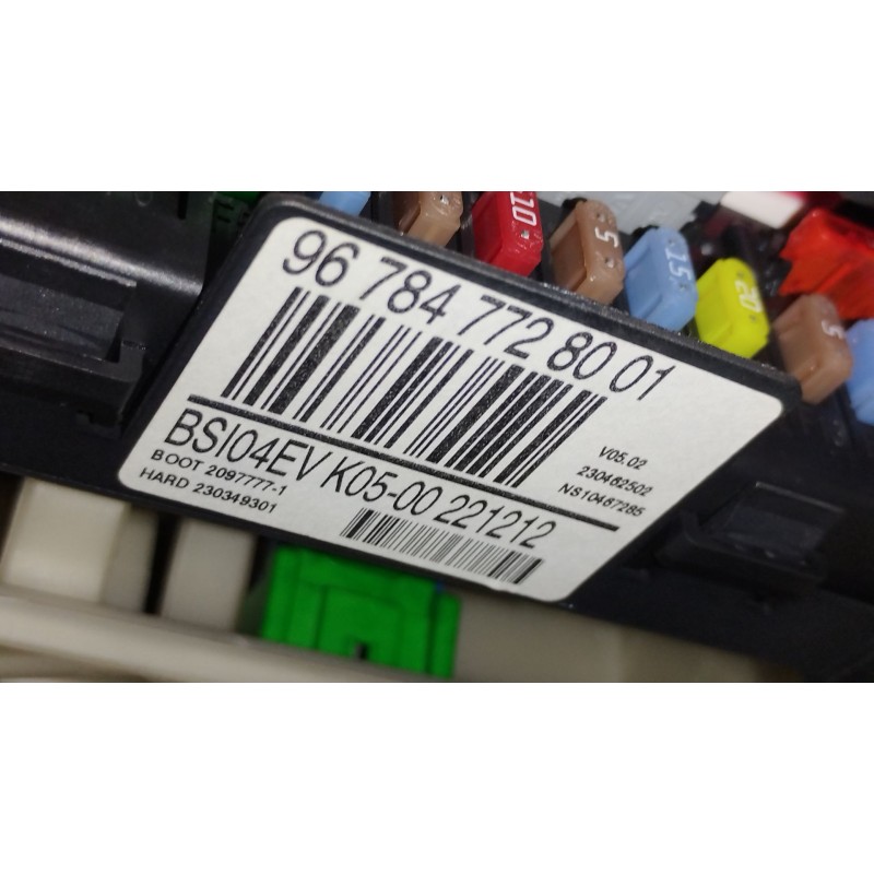 Recambio de caja reles / fusibles para peugeot 308 sw i (4e_, 4h_) 1.6 hdi referencia OEM IAM 9678477280  