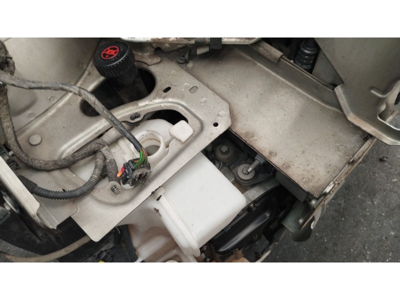 Recambio de bomba direccion para peugeot 308 sw i (4e_, 4h_) 1.6 hdi referencia OEM IAM 9670700380  
