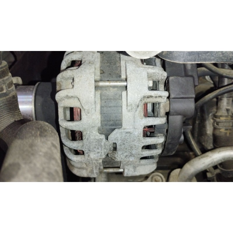 Recambio de alternador para seat ibiza iv st (6j8, 6p8) 1.2 tsi referencia OEM IAM 04E903021M F000BL07L4 