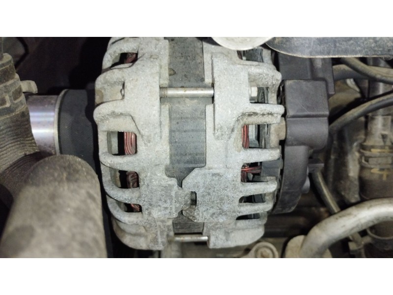Recambio de alternador para seat ibiza iv st (6j8, 6p8) 1.2 tsi referencia OEM IAM 04E903021M F000BL07L4 