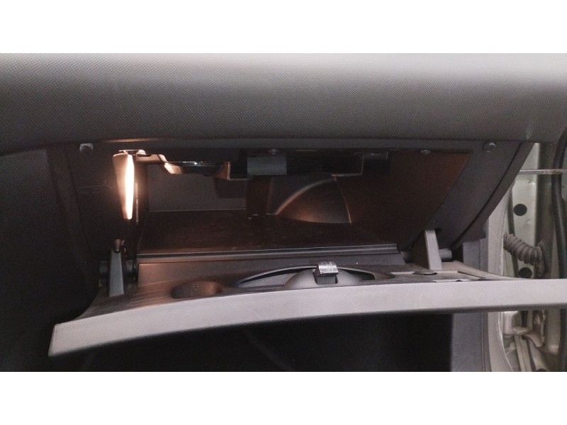 Recambio de guantera para peugeot 308 sw i (4e_, 4h_) 1.6 hdi referencia OEM IAM   