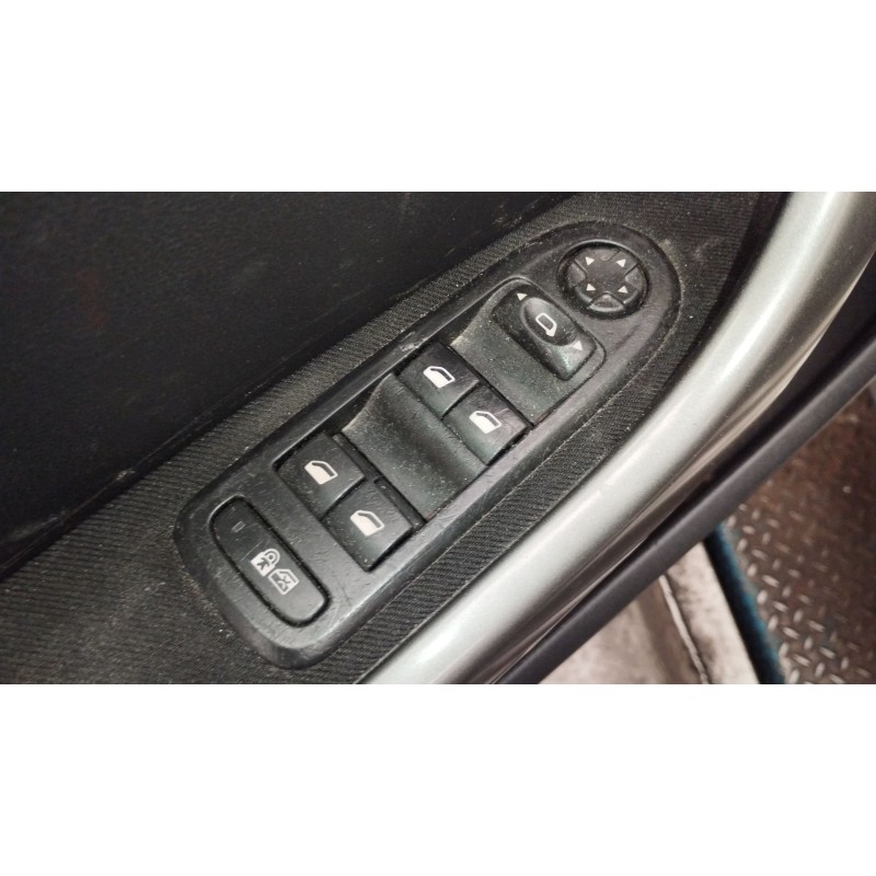 Recambio de mando elevalunas delantero izquierdo para peugeot 308 sw i (4e_, 4h_) 1.6 hdi referencia OEM IAM   