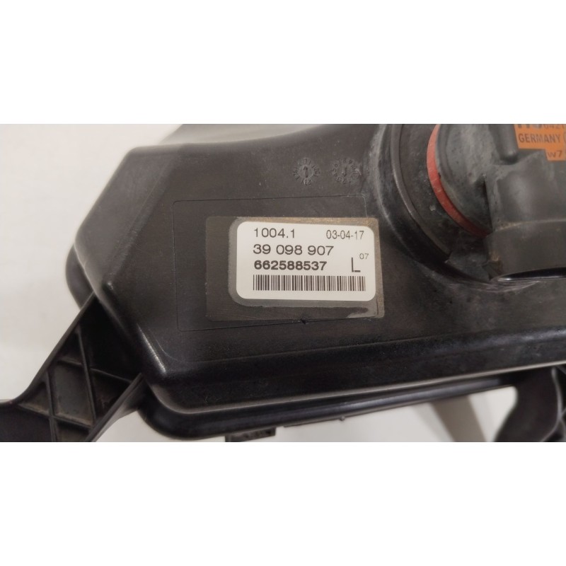 Recambio de faro antiniebla izquierdo para opel astra k (b16) 1.6 cdti (68) referencia OEM IAM 39098907 662588537 
