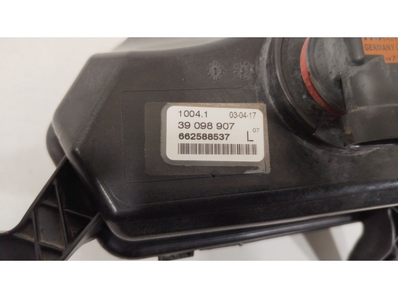 Recambio de faro antiniebla izquierdo para opel astra k (b16) 1.6 cdti (68) referencia OEM IAM 39098907 662588537 