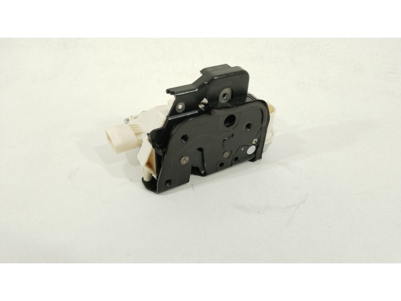 Recambio de cerradura puerta delantera izquierda para audi a4 b7 avant (8ed) 2.0 tdi referencia OEM IAM 8E1837015AA  