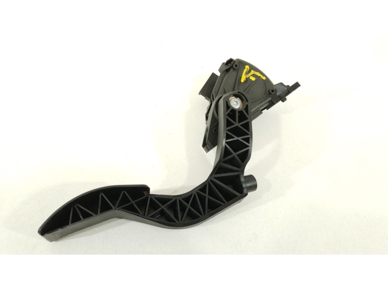 Recambio de potenciometro pedal para audi a4 b7 avant (8ed) 2.0 tdi referencia OEM IAM 8E1721523C  
