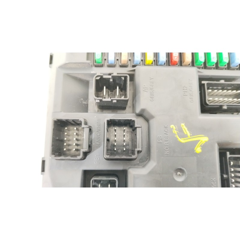 Recambio de caja reles / fusibles para peugeot 207/207+ (wa_, wc_) 1.6 hdi referencia OEM IAM 9664983180 BSIEVX0200 