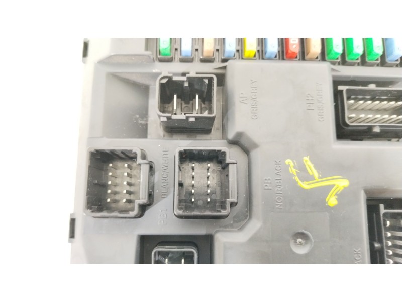 Recambio de caja reles / fusibles para peugeot 207/207+ (wa_, wc_) 1.6 hdi referencia OEM IAM 9664983180 BSIEVX0200 
