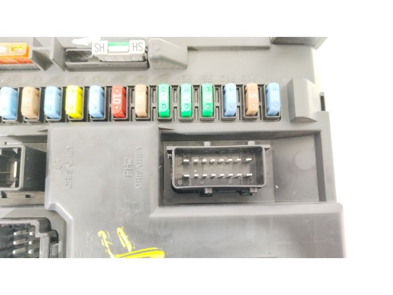 Recambio de caja reles / fusibles para peugeot 207/207+ (wa_, wc_) 1.6 hdi referencia OEM IAM 9664983180 BSIEVX0200 