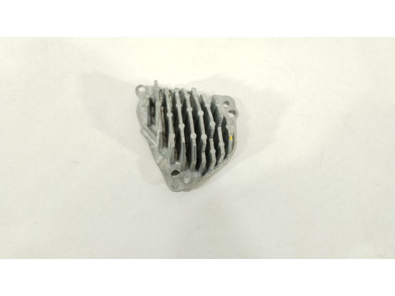 Recambio de centralita luces para seat arona (kj7, kjp) 1.5 tsi referencia OEM IAM 28423801 6F0941475B 