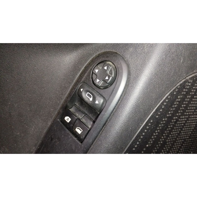 Recambio de mando elevalunas delantero izquierdo para citroën c3 ii (sc_) 1.6 hdi referencia OEM IAM 98012283XT  