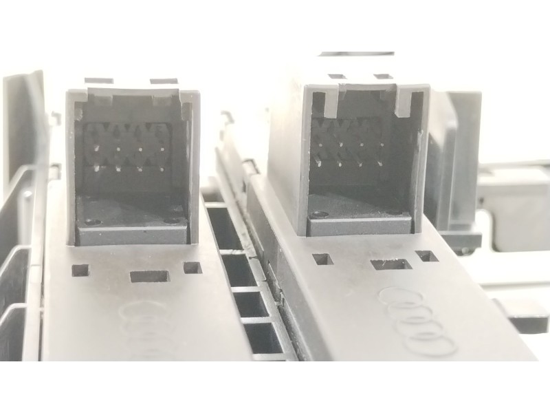 Recambio de modulo electronico para audi a4 b8 (8k2) 2.0 tdi referencia OEM IAM 8K0864261 8K0959673F 8K0959673L