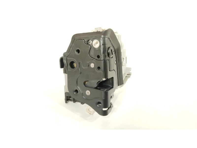 Recambio de cerradura puerta trasera izquierda para audi a4 b8 (8k2) 2.0 tdi referencia OEM IAM 8K0839015C  