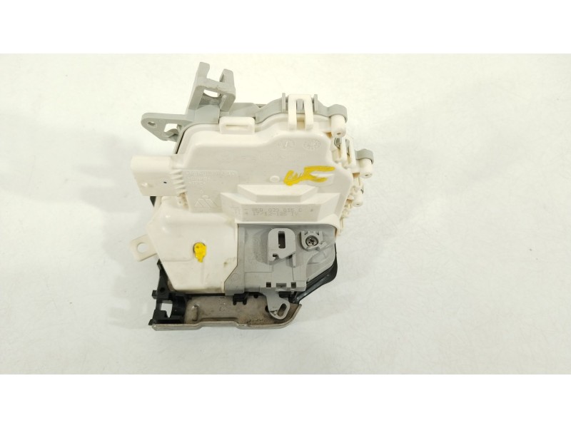 Recambio de cerradura puerta trasera izquierda para audi a4 b8 (8k2) 2.0 tdi referencia OEM IAM 8K0839015C  