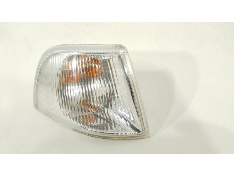 Recambio de piloto delantero derecho para volvo s40 i (644) 1.9 di referencia OEM IAM 30854654 30862524 30865999