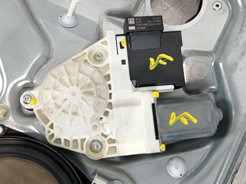 Recambio de elevalunas delantero izquierdo para seat ibiza iii (6l1) 1.4 16v referencia OEM IAM 6L3837751CH 6L3837755T 