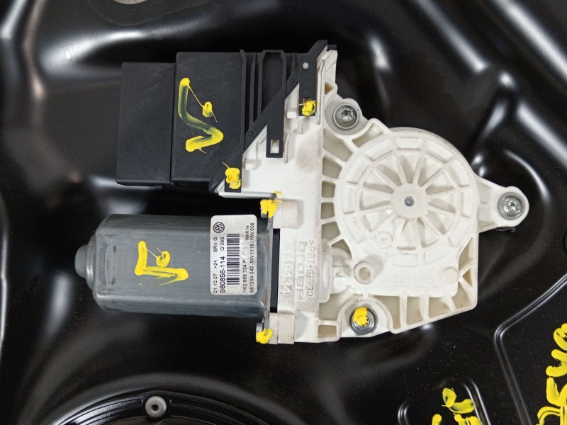 Recambio de elevalunas trasero derecho para volkswagen passat b6 (3c2) 2.0 tdi referencia OEM IAM 3C5839462J 3C4839756H 1K095970