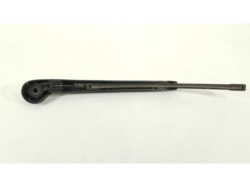 Recambio de brazo limpia trasero para volkswagen golf vi (5k1) 1.6 tdi referencia OEM IAM 5K6955707B  
