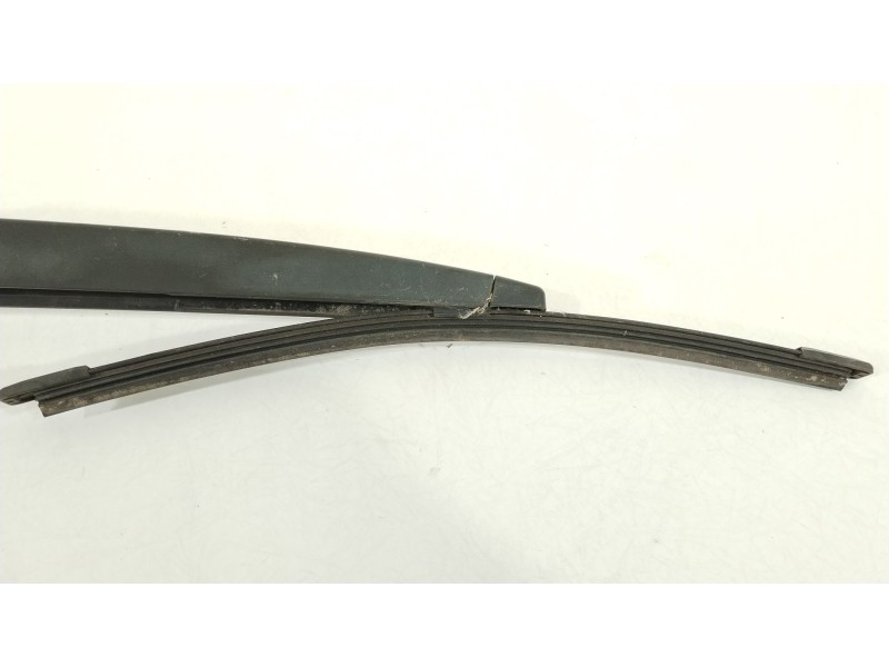 Recambio de brazo limpia trasero para volkswagen golf vi (5k1) 1.6 tdi referencia OEM IAM 5K6955707B  