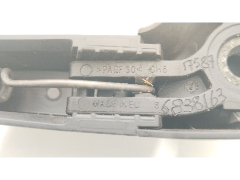 Recambio de brazo limpia trasero para volkswagen golf vi (5k1) 1.6 tdi referencia OEM IAM 5K6955707B  