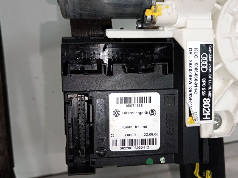 Recambio de elevalunas delantero derecho para audi a3 (8p1) 2.0 tdi referencia OEM IAM 8P3837462C 8P0959802H 
