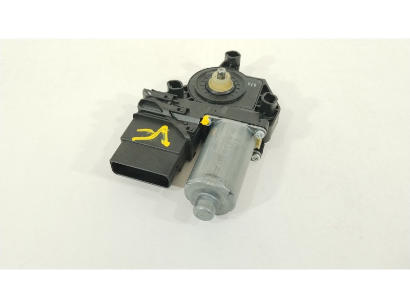 Recambio de motor elevalunas trasero derecho para volkswagen golf vi (5k1) 1.6 tdi referencia OEM IAM 5K0959704D  