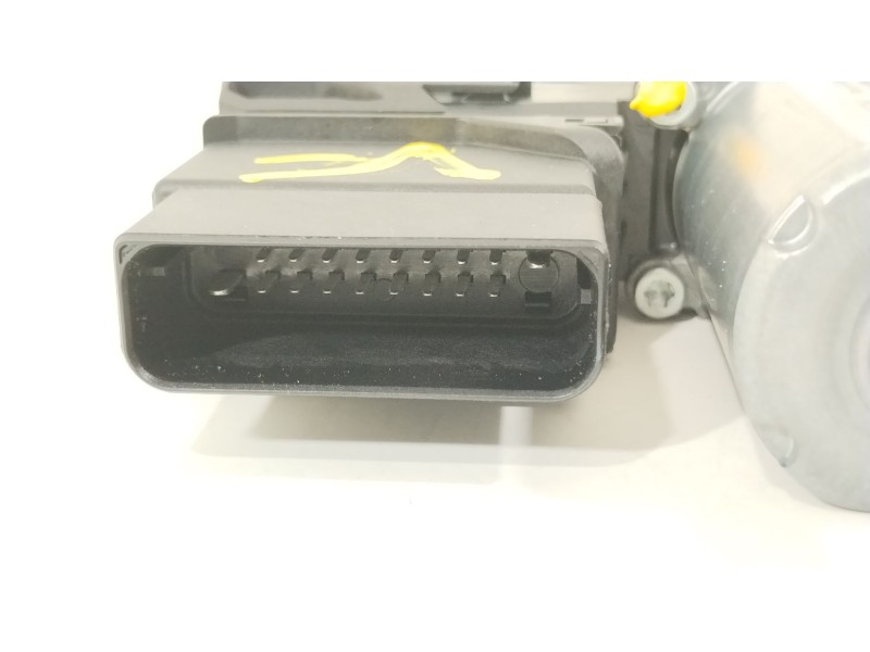 Recambio de motor elevalunas trasero derecho para volkswagen golf vi (5k1) 1.6 tdi referencia OEM IAM 5K0959704D  