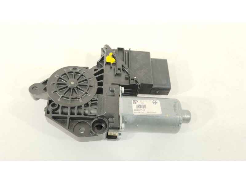 Recambio de motor elevalunas trasero derecho para volkswagen golf vi (5k1) 1.6 tdi referencia OEM IAM 5K0959704D  