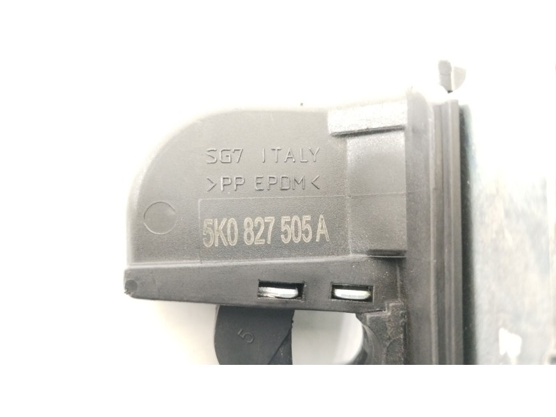 Recambio de cerradura maletero / porton para volkswagen golf vi (5k1) 1.6 tdi referencia OEM IAM 5K0827505A  