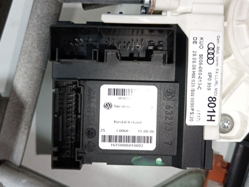 Recambio de elevalunas delantero izquierdo para audi a3 (8p1) 2.0 tdi referencia OEM IAM 8P4837461C 8P0959801H 