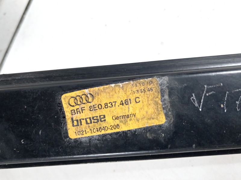 Recambio de elevalunas delantero izquierdo para audi a4 b6 (8e2) 2.0 referencia OEM IAM 8E0837461C 8E1059801B 
