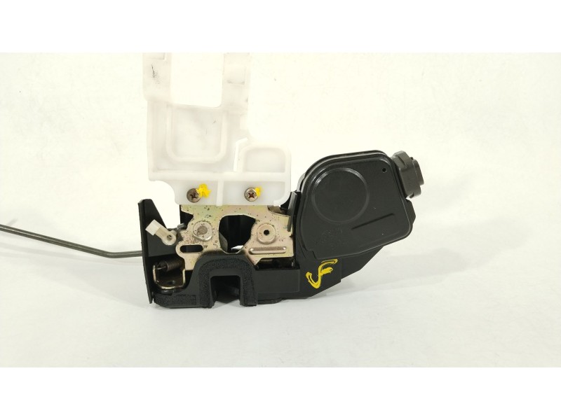 Recambio de cerradura puerta delantera izquierda para hyundai santa fé i (sm) 2.4 16v referencia OEM IAM 8131026021  
