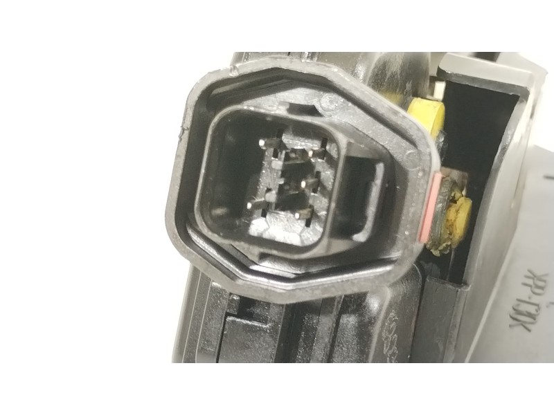 Recambio de cerradura puerta delantera izquierda para hyundai santa fé i (sm) 2.4 16v referencia OEM IAM 8131026021  