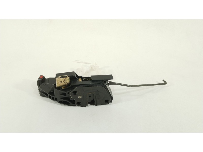 Recambio de cerradura puerta delantera izquierda para hyundai santa fé i (sm) 2.4 16v referencia OEM IAM 8131026021  