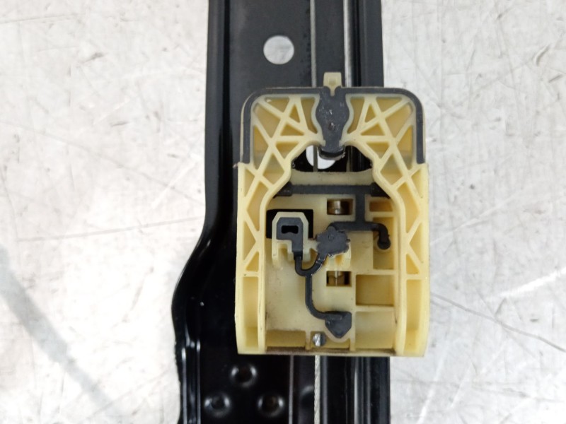 Recambio de elevalunas delantero izquierdo para ford focus iii sedán 1.0 ecoboost referencia OEM IAM BM51A23201BC  