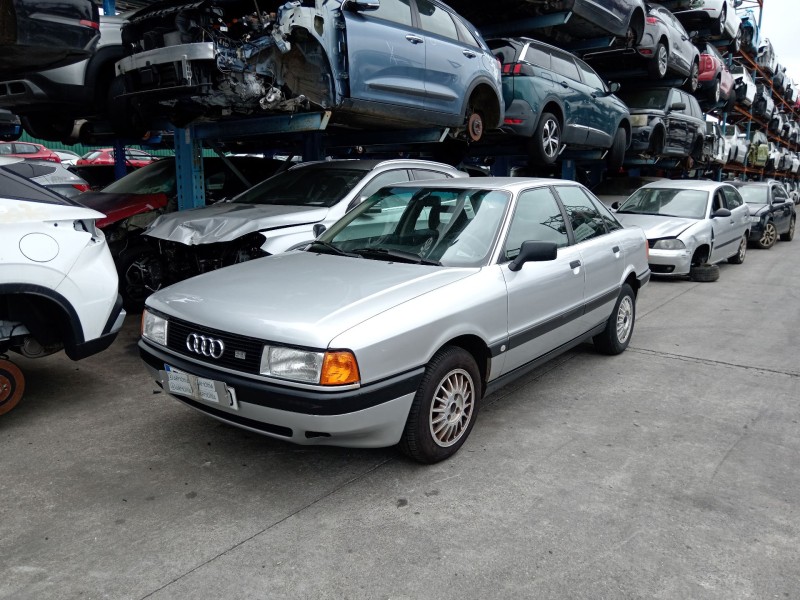 audi 80 b3 sedán (893, 894, 8a2) del año 2009
