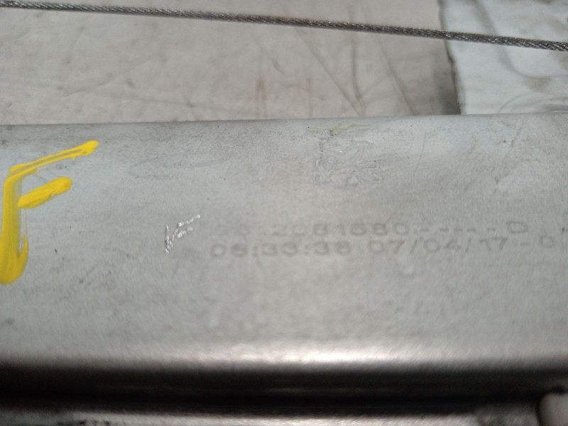Recambio de elevalunas delantero derecho para citroën c3 iii (sx) 1.2 thp 110 referencia OEM IAM 9812081580  