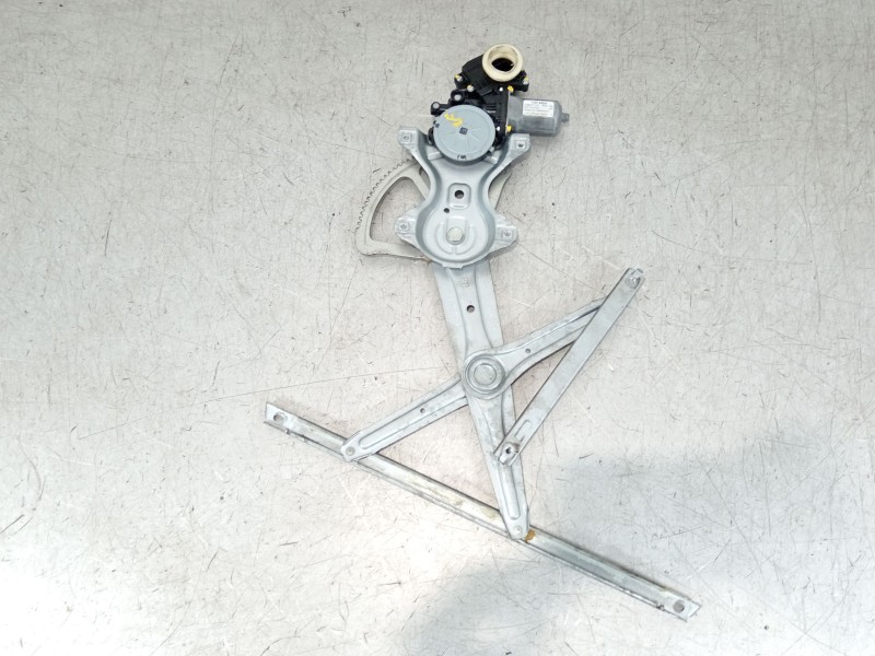 Recambio de elevalunas delantero derecho para toyota verso (_r2_) 1.6 d4-d (war20_) referencia OEM IAM 698100F021 857100F031 