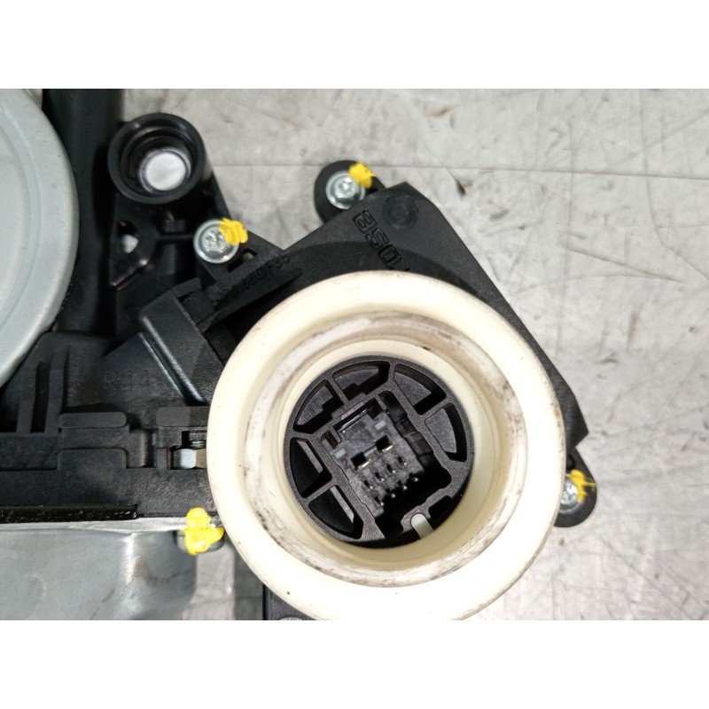Recambio de elevalunas delantero derecho para toyota verso (_r2_) 1.6 d4-d (war20_) referencia OEM IAM 698100F021 857100F031 