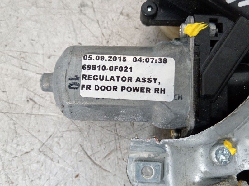 Recambio de elevalunas delantero derecho para toyota verso (_r2_) 1.6 d4-d (war20_) referencia OEM IAM 698100F021 857100F031 