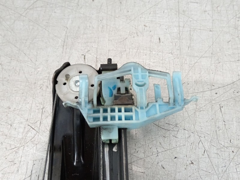 Recambio de elevalunas delantero izquierdo para fiat doblo furgoneta/monovolumen (223_) 1.3 d multijet referencia OEM IAM 518108