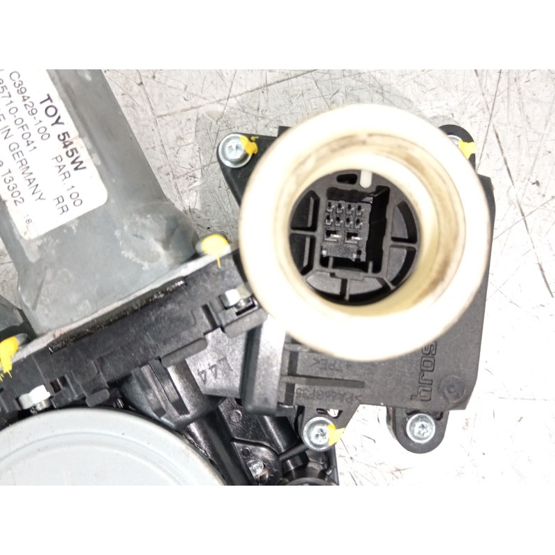 Recambio de elevalunas trasero derecho para toyota verso (_r2_) 1.6 d4-d (war20_) referencia OEM IAM 698300F041 857100F041 