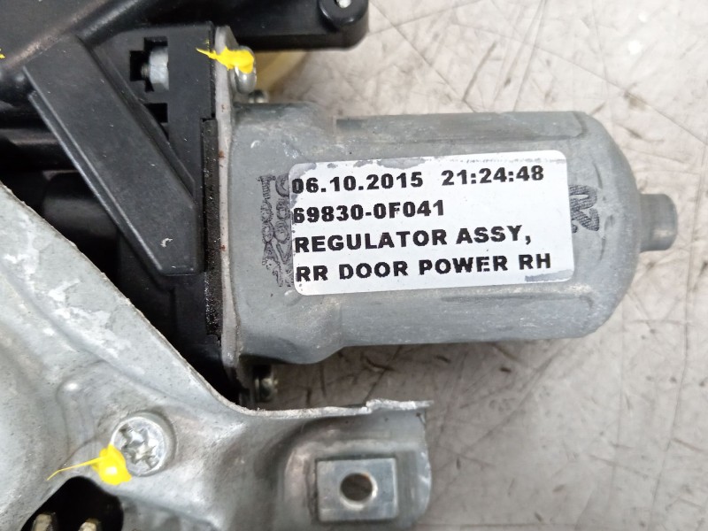 Recambio de elevalunas trasero derecho para toyota verso (_r2_) 1.6 d4-d (war20_) referencia OEM IAM 698300F041 857100F041 
