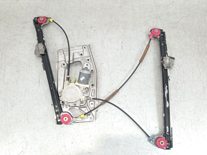 Recambio de elevalunas delantero derecho para bmw 5 touring (e39) 520 d referencia OEM IAM 8236860E 8236858S 