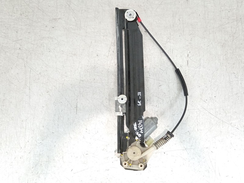 Recambio de elevalunas trasero izquierdo para bmw 5 touring (e39) 520 d referencia OEM IAM 8252429 67628360512 