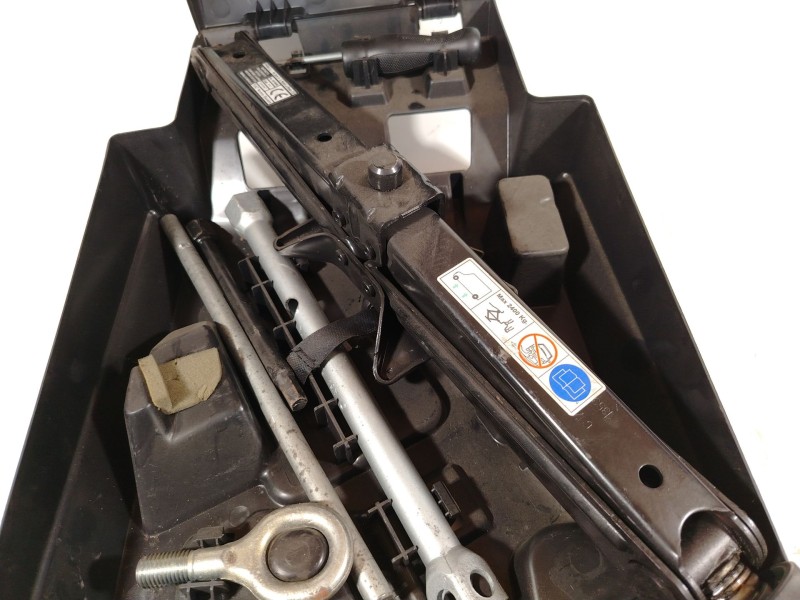 Recambio de llave rueda para citroën jumper iii furgoneta 2.2 hdi 120 referencia OEM IAM 1356985080 1356984080 