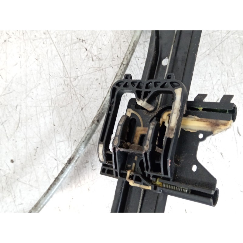 Recambio de elevalunas delantero izquierdo para audi a3 sportback (8va, 8vf) 2.0 tdi referencia OEM IAM 8V4837461  